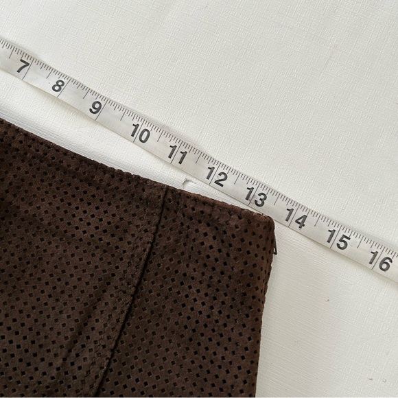Vintage Armani Jeans Suede Brown mini skirt size 8 - Picture 13 of 15